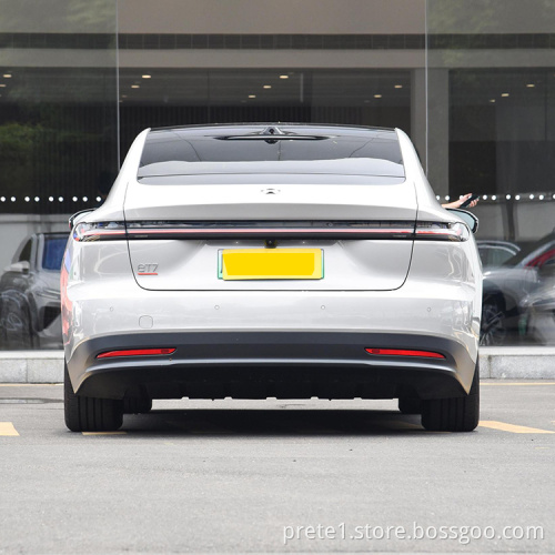 plus longue portée 710 km ET7 SUV 2023 100 kWh électrique EV Nouveaux véhicules d&#39;énergie Nio Car Electric Performance Vehicle High Speed